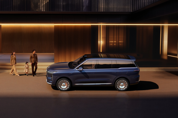 33.69万元起，上汽旗舰?智己LS9正式开启预售 以全球巅峰科技，颠覆30万级大六座SUV格局