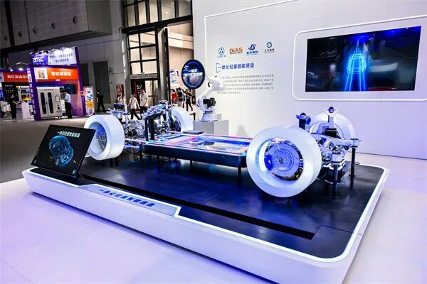 当技术开花、改革结果：上汽的“硬核反攻”