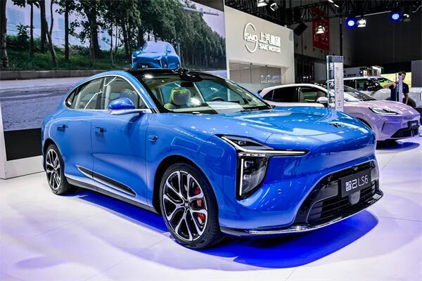 当技术开花、改革结果：上汽的“硬核反攻”